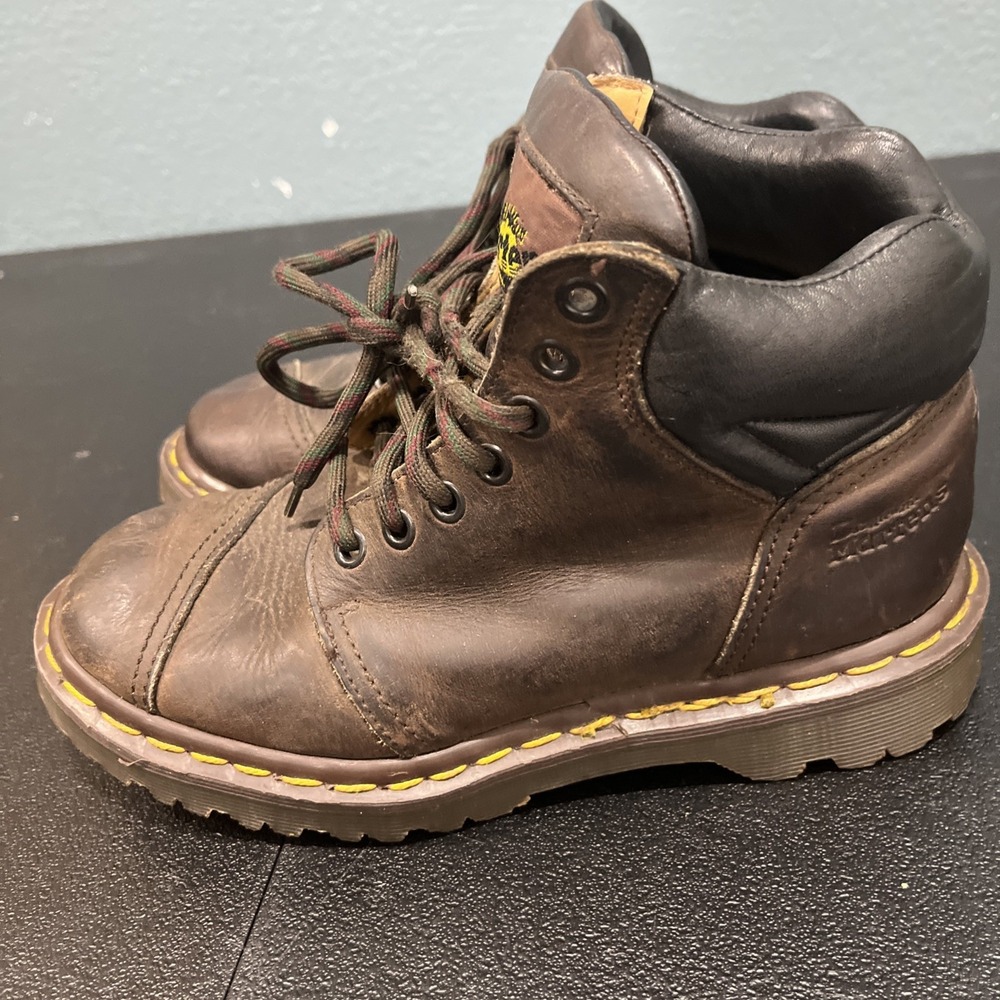 Dr.‎ Martens Boots Kids 3 Brown 8072 Made in England Leather Padded Collar Lug - Picture 4 of 9